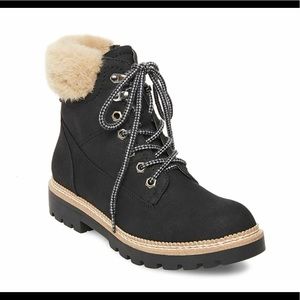 Steve Madden Alaska Black Leather Faux Fur Boots